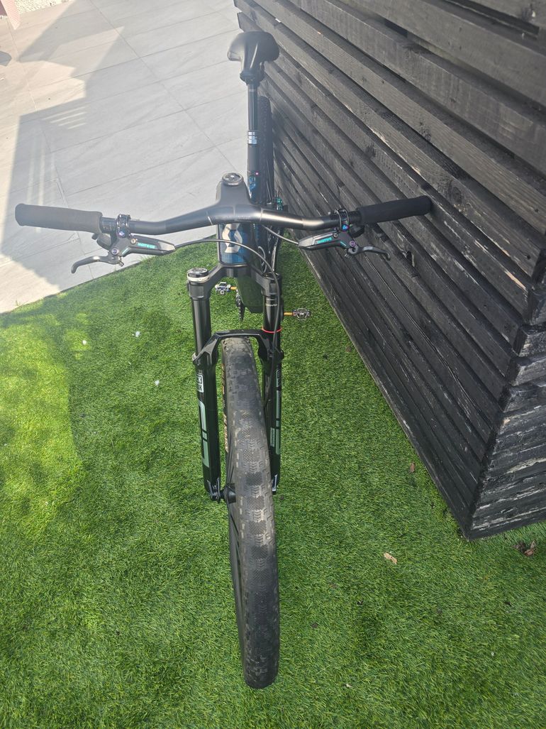 Tweedehands Scott spark rc sl Spark RC SL 2025 Mountainbike — afbeelding 5 van 9