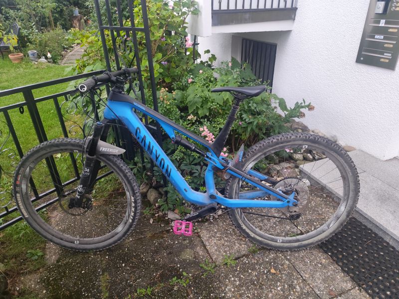 Used Canyon Neuron CF 9.0 SL 2019 2019 MTB