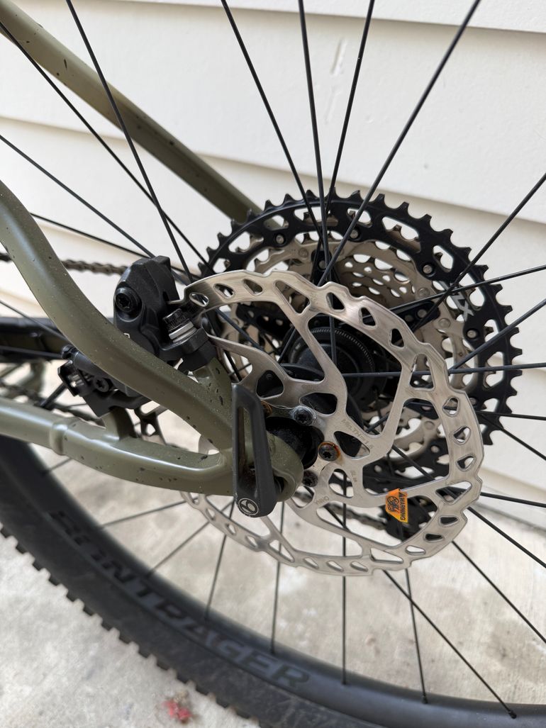 Used Trek Roscoe 9 2022 2022 Mountainbike, Green, 29 — image 5 of 18