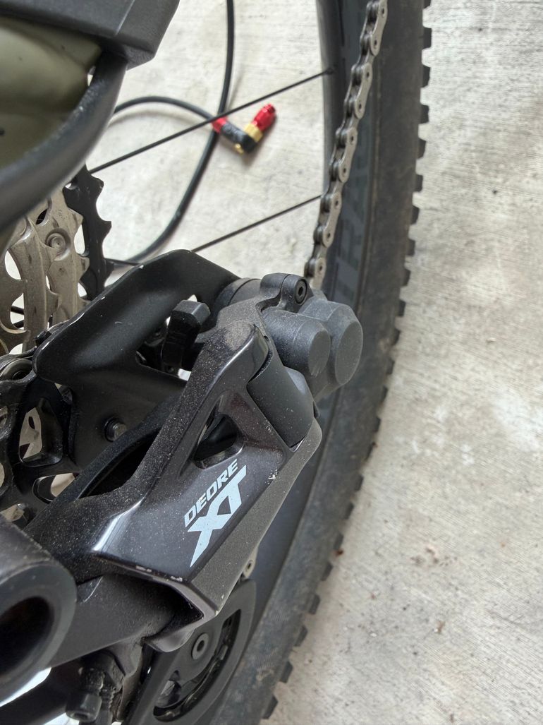 Used Trek Roscoe 9 2022 2022 Mountainbike, Green, 29 — image 7 of 18