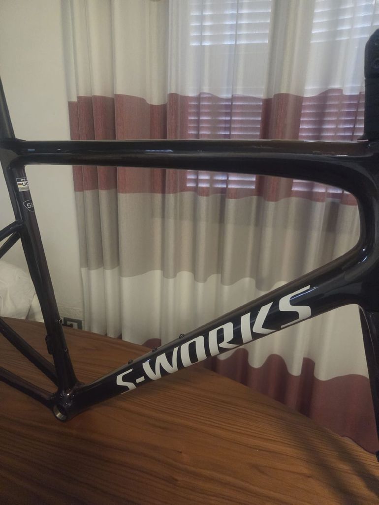 Used S-WORKS Custom Frameset 2024 Road & Gravel, Red — image 3 of 13