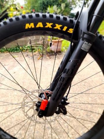 Orbea LAUFEY H-LTD 2023 2023 Mountainbike usato, Grigio chiaro — immagine 8 di 10