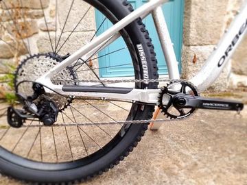 Orbea LAUFEY H-LTD 2023 2023 Mountainbike usato, Grigio chiaro — immagine 10 di 10