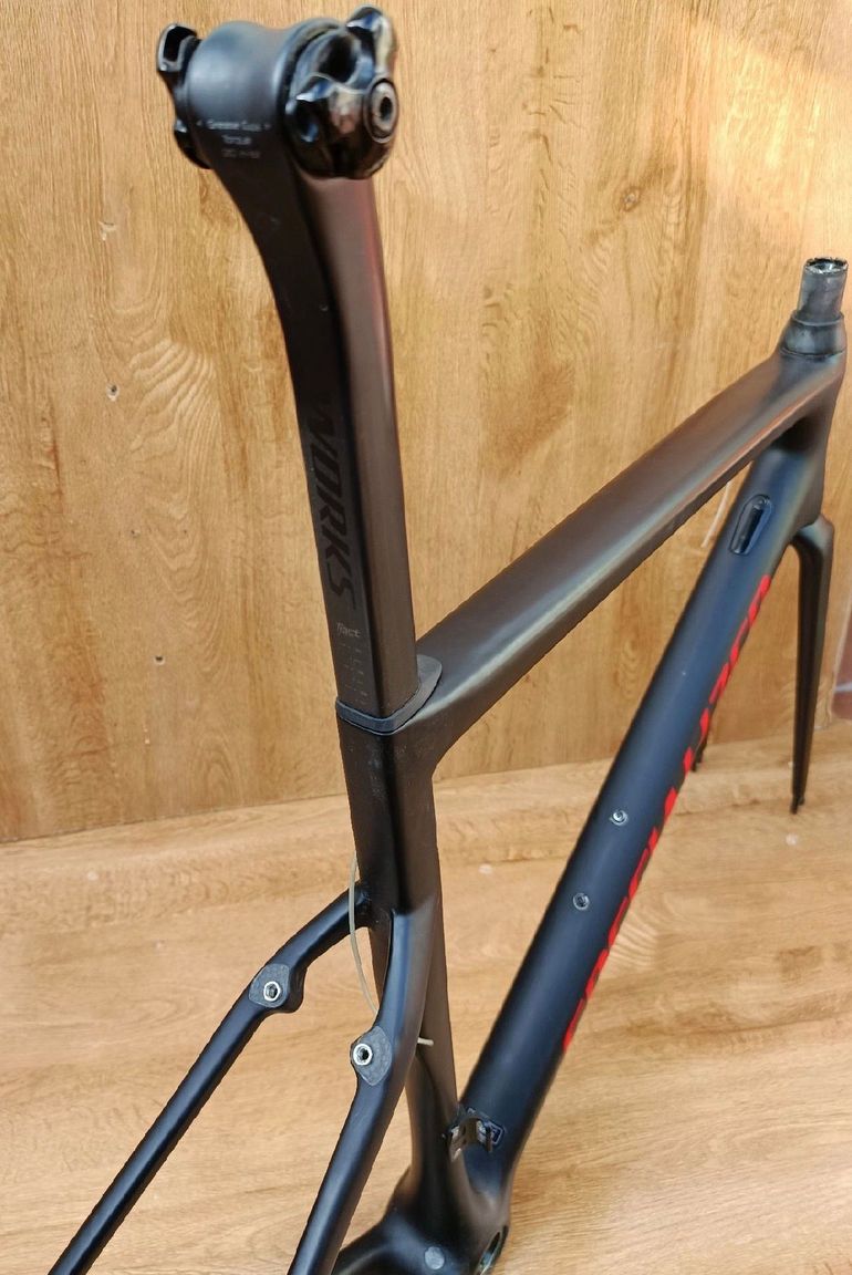 Used Specialized Tarmac Sl6 fact 10r Frameset 2020 Road & Gravel, Black — image 2 of 6