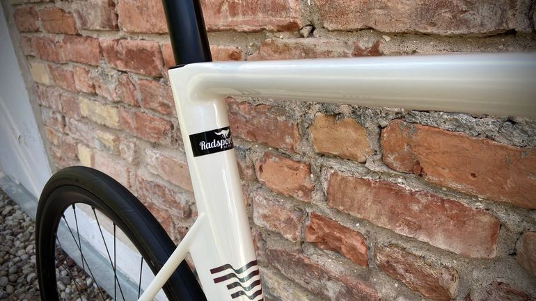 Basso Venta Shimano 105 2025 Road & Gravel usato, Bianco — immagine 9 di 15