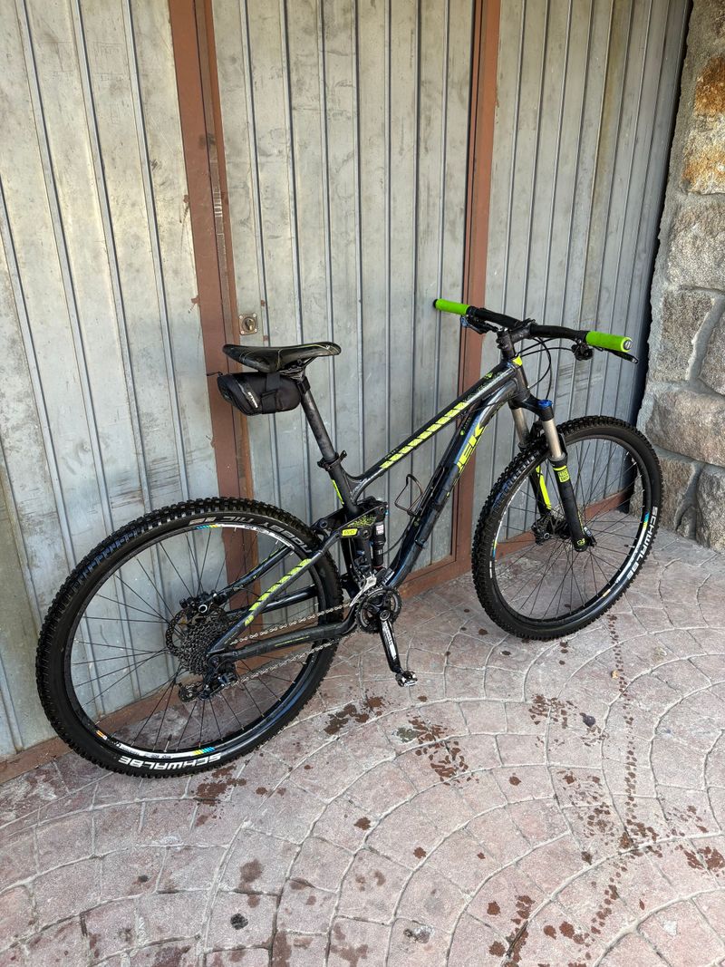 Used Trek Fuel EX 5 2015 MTB