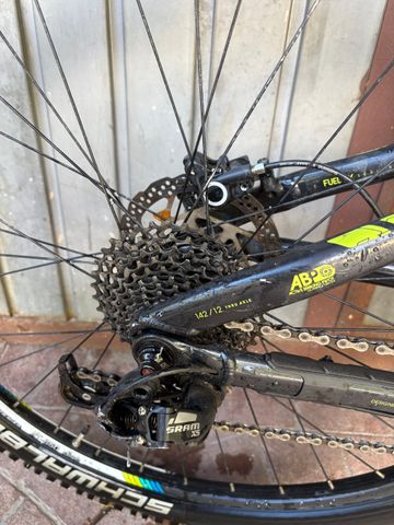 Used Trek Fuel EX 5 2015 Mountainbike, Black — image 8 of 10