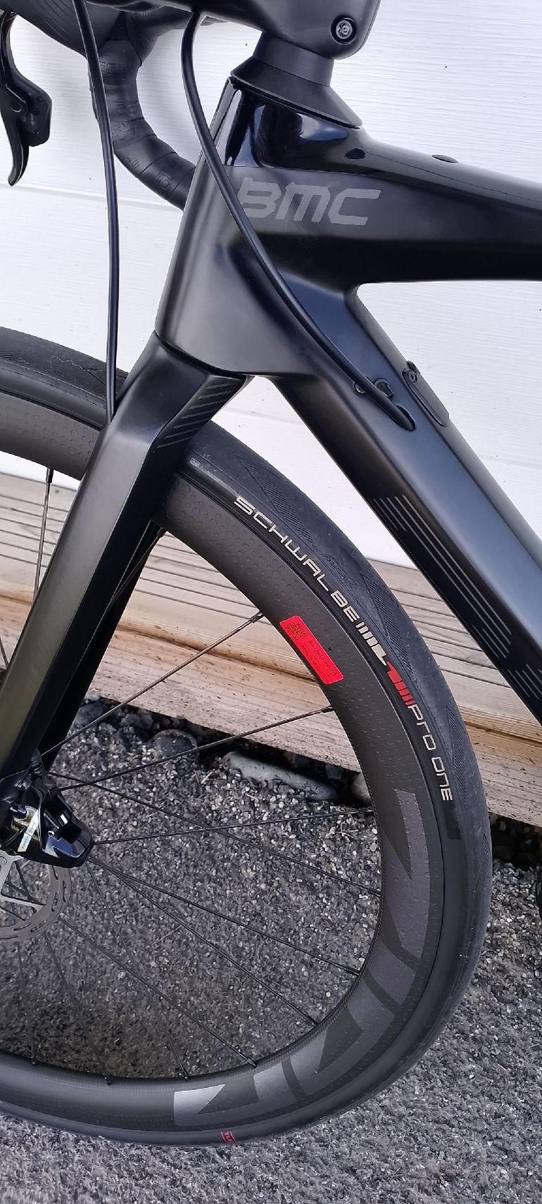 BMC Roadmachine SRAM Force eTap AXS 2025 Road & Gravel usato, Nero — immagine 9 di 14