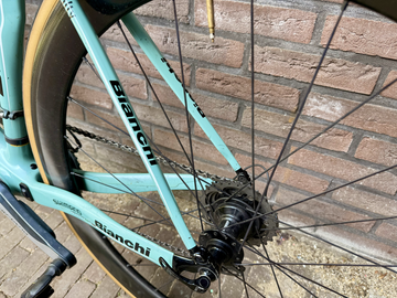 Tweedehands Bianchi Ex-Pro Oltre XR.2 - Former Race Bike of George Bennett (Team LottoNL-Jumbo) 2016 Road & Gravel — afbeelding 6 van 6