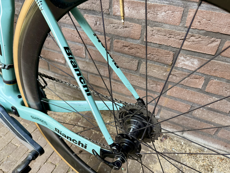 Tweedehands Bianchi Ex-Pro Oltre XR.2 - Former Race Bike of George Bennett (Team LottoNL-Jumbo) 2016 Road & Gravel — afbeelding 6 van 6