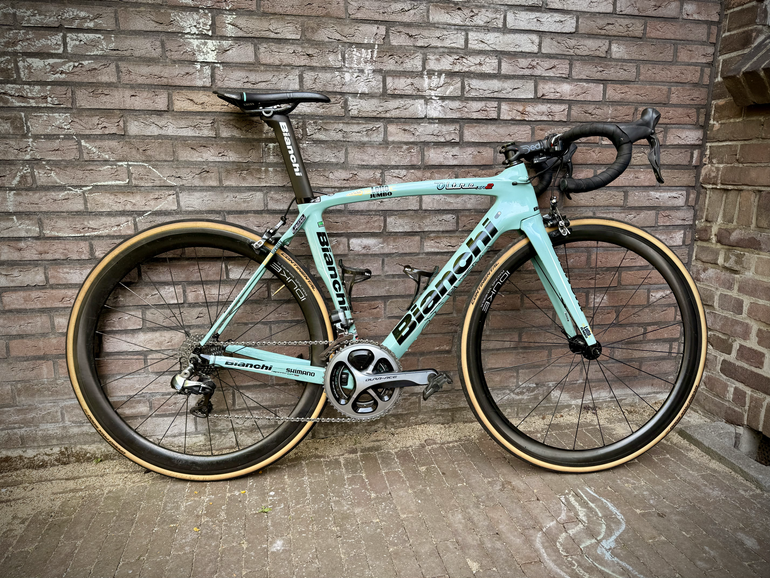 Tweedehands Bianchi Ex-Pro Oltre XR.2 - Former Race Bike of George Bennett (Team LottoNL-Jumbo) 2016 Road & Gravel — afbeelding 2 van 6