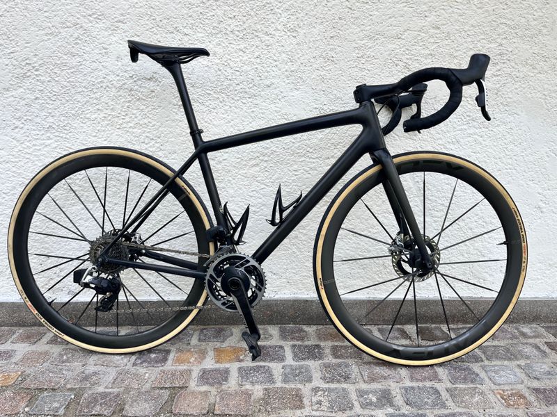 Použité Specialized S-Works Aethos - SRAM Red eTap AXS 2021 2021 Road & Gravel