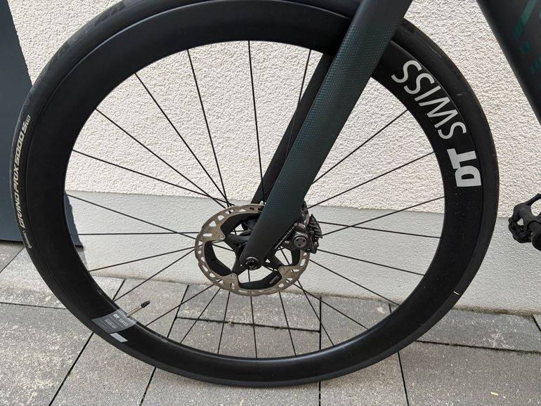 Canyon Ultimate CFR Di2 2023 2023 Road & Gravel de segunda mano, Negro — imagen 2 de 6