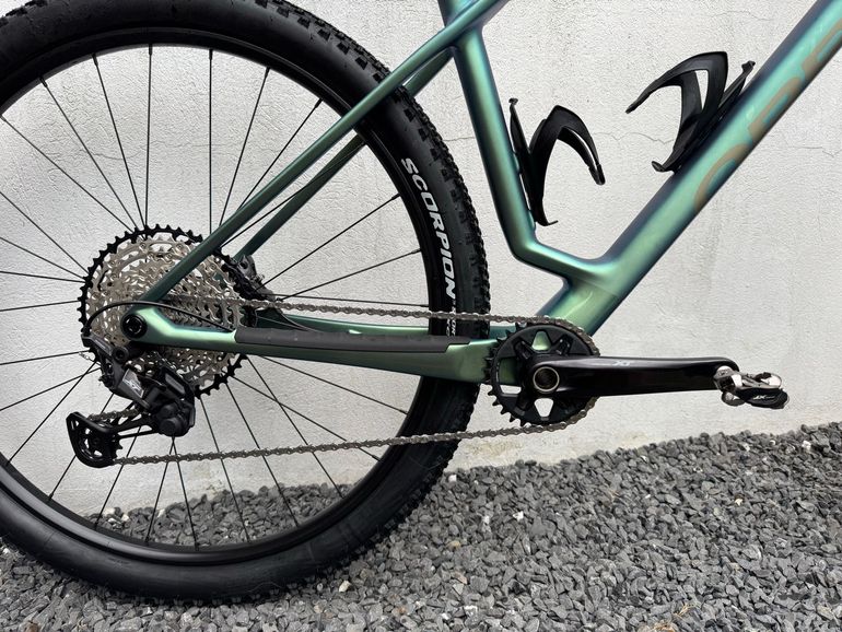 Used Orbea Alma M30 2026 2026 Mountainbike, Green, 29 — image 3 of 6