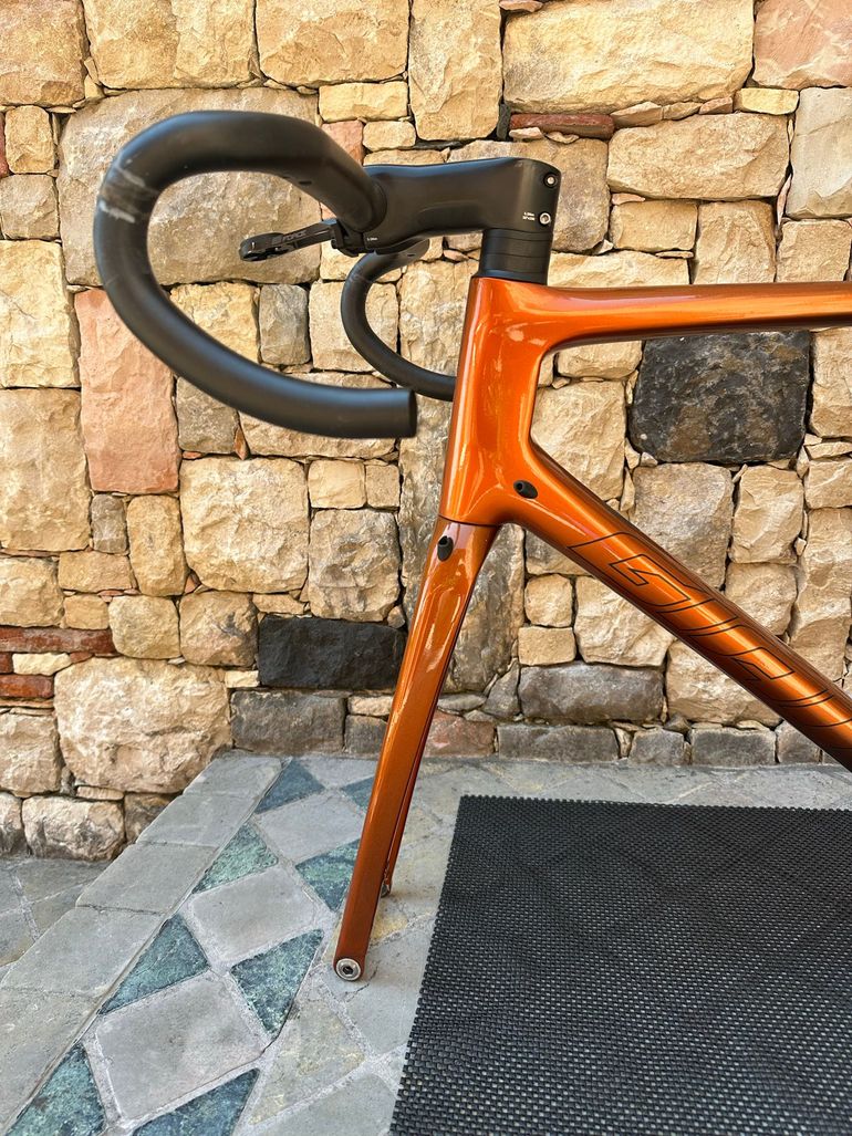 Used Giant Tcr Frameset 2023 2023 Road & Gravel, Orange — image 11 of 12