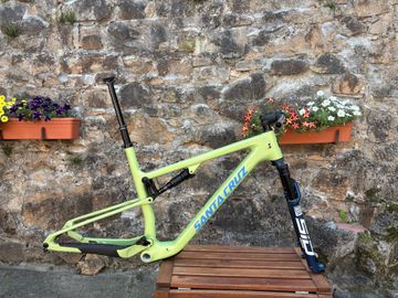 Used Santa Cruz BLUR Frame / Carbon CC 2024 Frameset 2024 Mountainbike, Green, 29 — image 1 of 31
