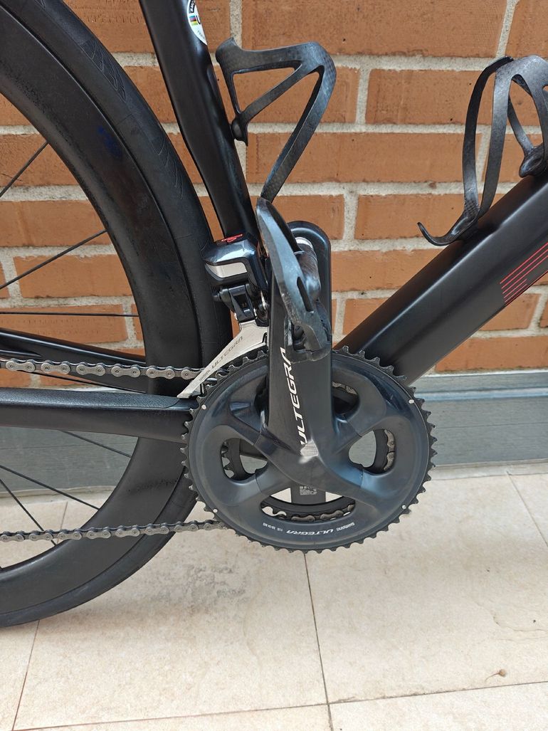 Used BMC Roadmachine 01 FOUR 2019 2019 Road & Gravel, Black — image 4 of 10