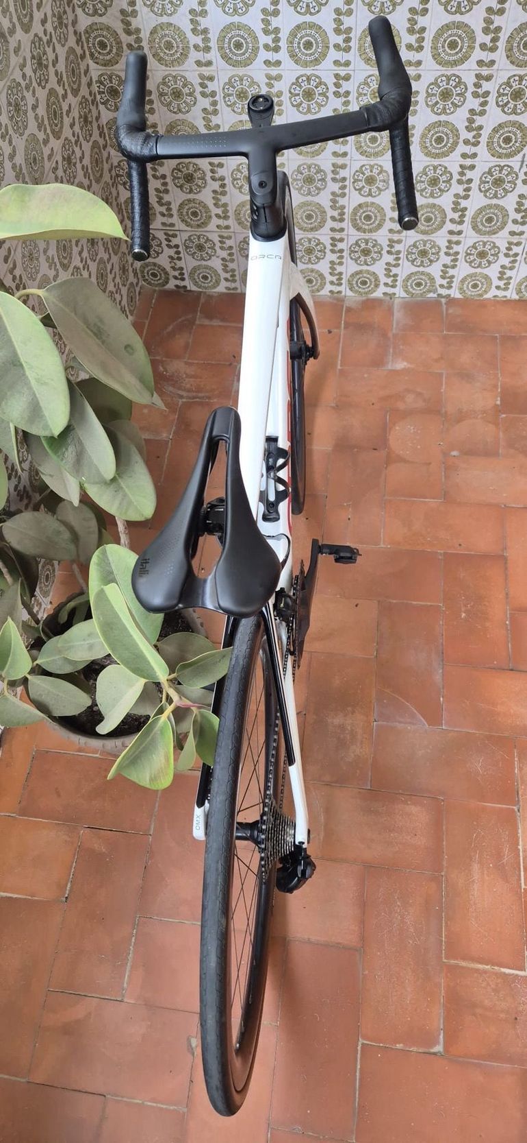 Used Orbea ORCA M20iLTD 2022 2022 Road & Gravel, White — image 4 of 5