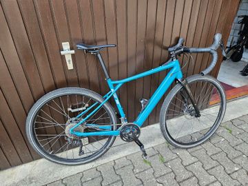 GT eGrade Bolt 2023 2023 Road & Gravel de segunda mano, Azul — imagen 2 de 17