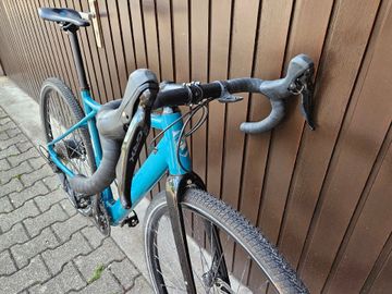 GT eGrade Bolt 2023 2023 Road & Gravel de segunda mano, Azul — imagen 5 de 17
