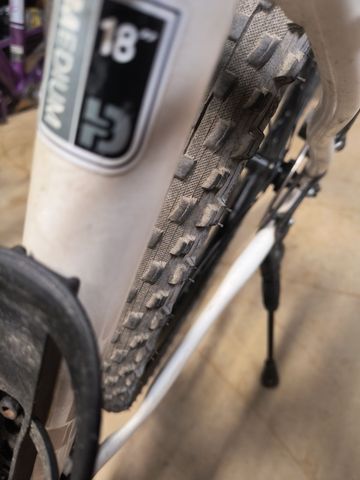 Used Diamondback Overdrive 29 1 2018 2018 Mountainbike, White, 29 — image 2 of 7