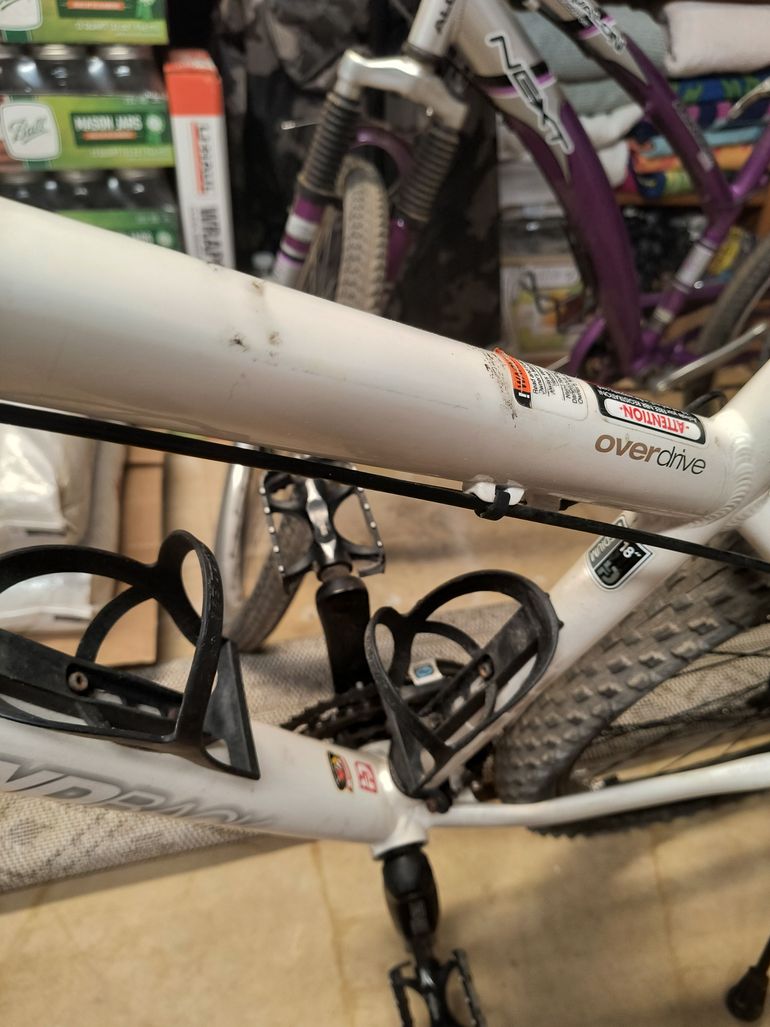 Used Diamondback Overdrive 29 1 2018 2018 Mountainbike, White, 29 — image 5 of 7