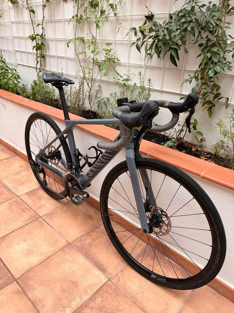 Canyon Endurace CF 7 2024 2024 Road & Gravel d'occasion — image 5 sur 9