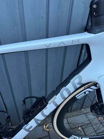 Used Factor Ostro SRAM Force eTap AXS 2026 Road & Gravel, White — image 4 of 8