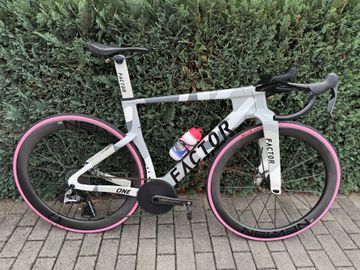 Used Factor One Custom SRAM Red eTap AXS 2026 Road & Gravel, White — image 1 of 6