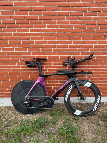 Käytetty Cervélo P5 Force AXS 2024 2024 Road & Gravel — kuva 2 / 9