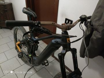 Haibike Nduro 6 2025 2025 Mountainbike de segunda mano, Naranja — imagen 3 de 6