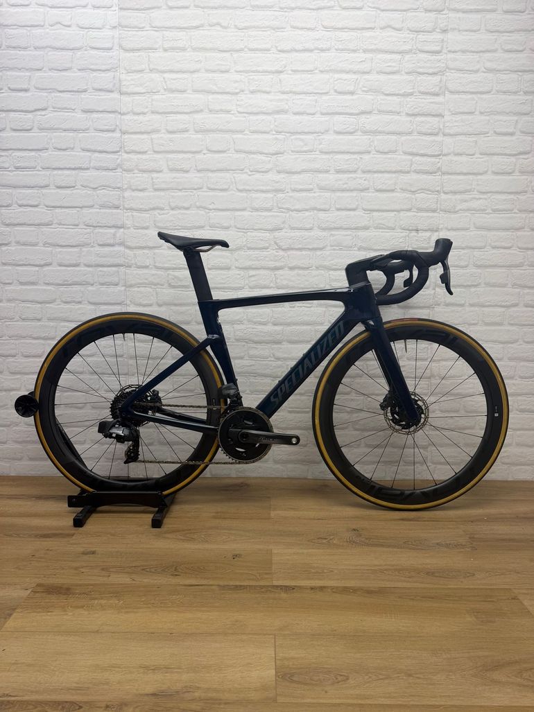 Used Specialized Venge Pro - SRAM Force eTap AXS 2020 – $ 4,300