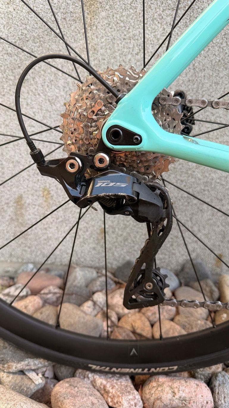 Used Bianchi Sprint 105 2025 2025 Road & Gravel, Blue — image 5 of 8