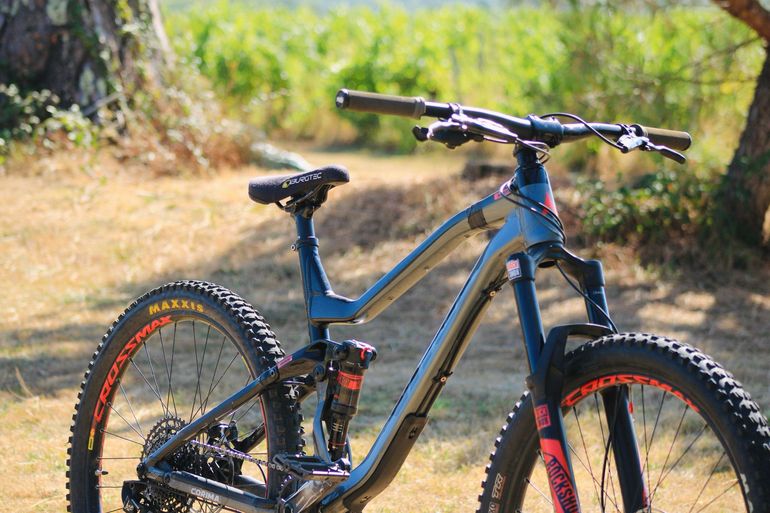 Tweedehands Vitus Escarpe 27 VR 2019 2019 Mountainbike — afbeelding 8 van 8