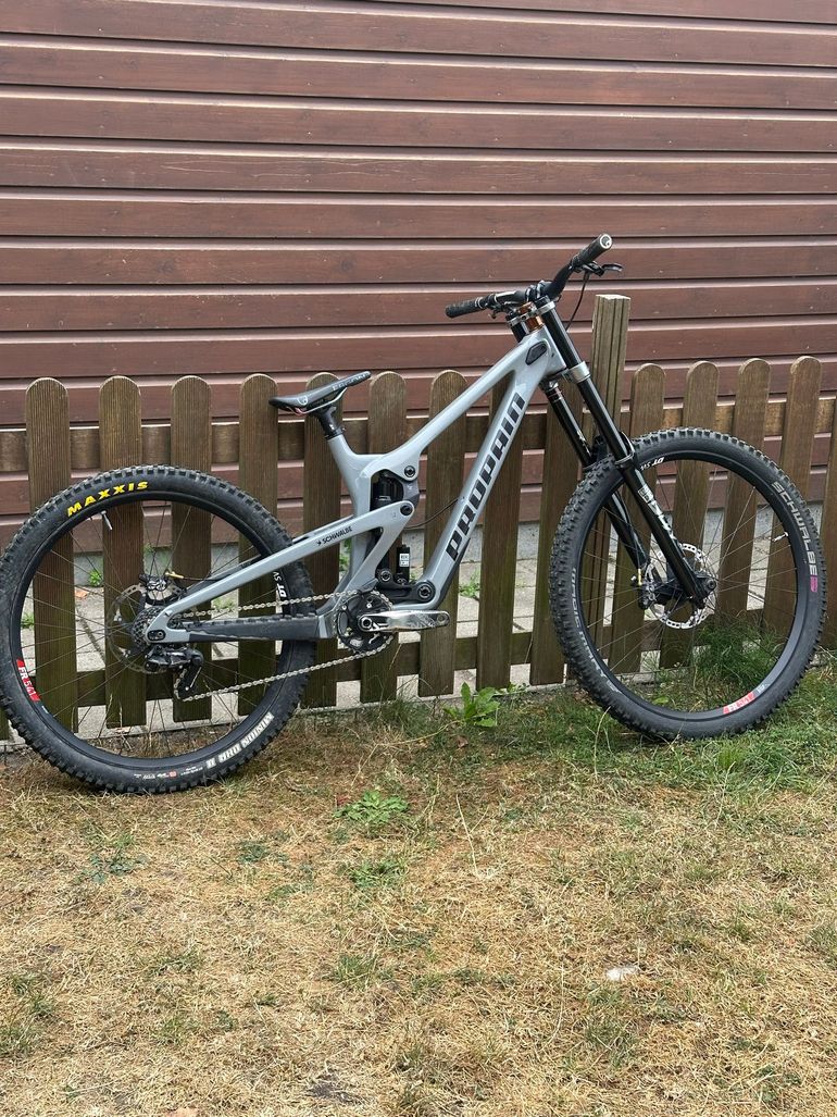 Brugt Propain RAGE 3 CF Mix Highend 2023 2023 Mountainbike — billede 2 af 8