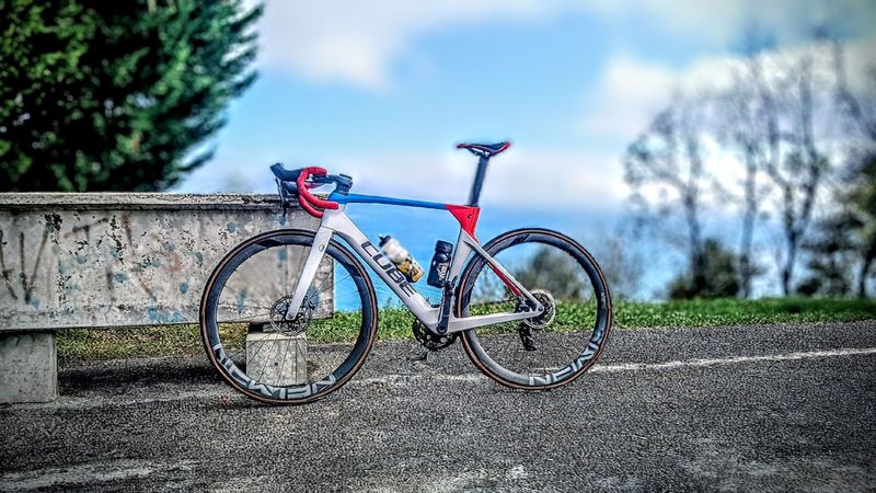 Brugt CUBE LITENING C:68X RACE 2021 2021 Road & Gravel