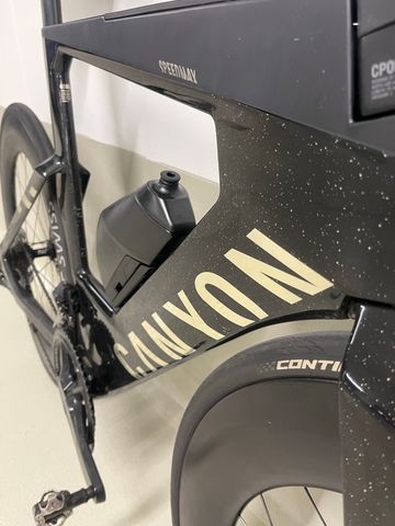 Canyon Speedmax CFR Di2 2025 2025 Road & Gravel d'occasion — image 9 sur 18
