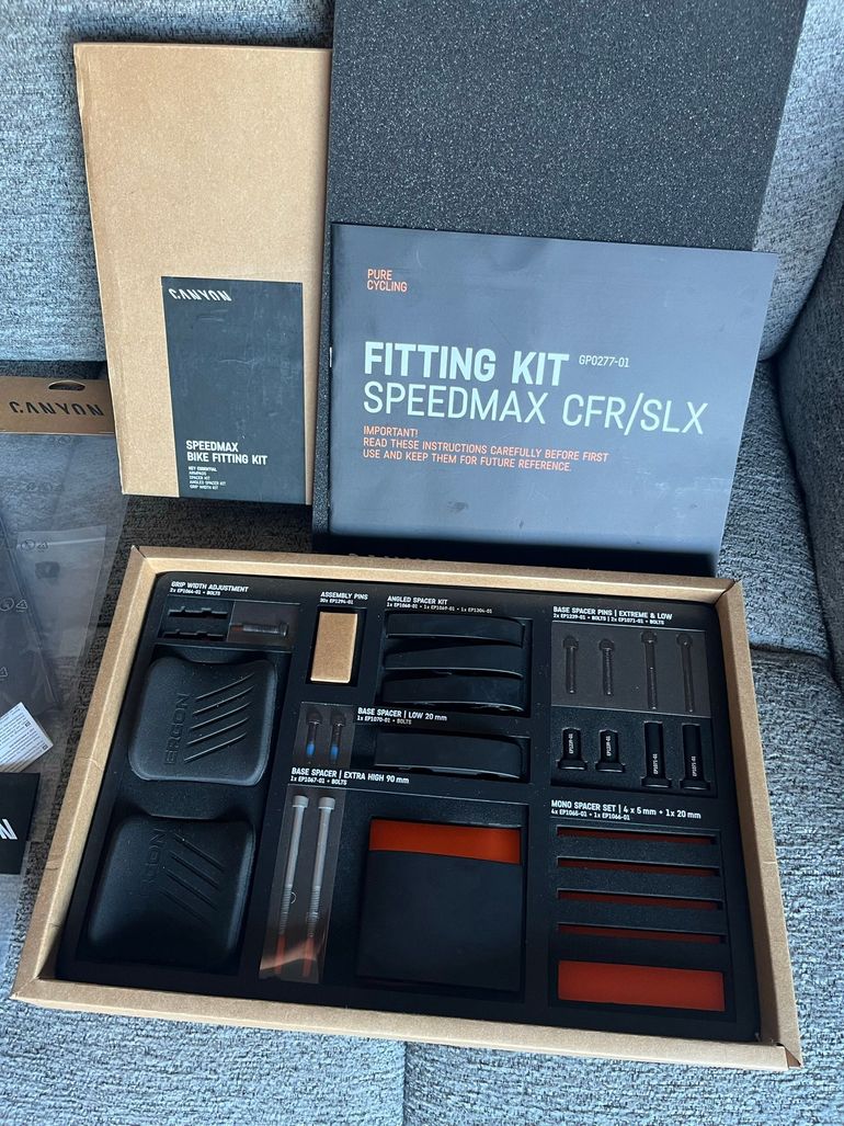 Canyon Speedmax CFR Di2 2025 2025 Road & Gravel d'occasion — image 13 sur 18