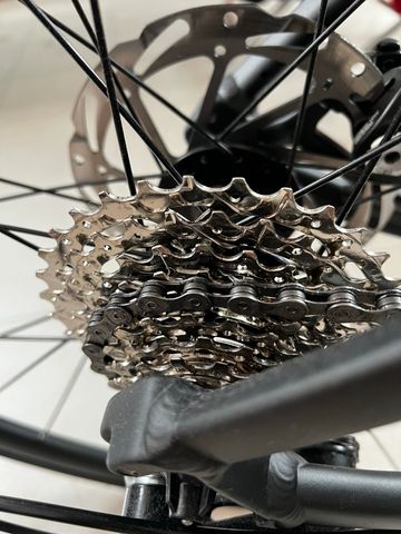 DECATHLON Custom Shimano Sora 2025 Road & Gravel usato, Nero — immagine 9 di 14