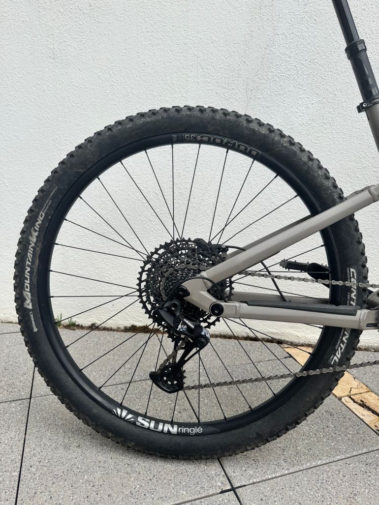 Used Rose GROUND CONTROL 1 2023 2023 Mountainbike, Light Gray, 27.5, 29 — image 4 of 9