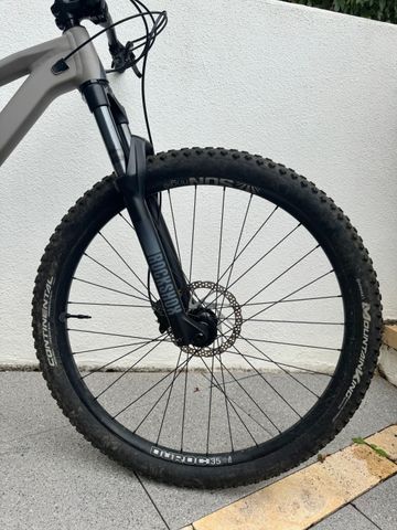 Used Rose GROUND CONTROL 1 2023 2023 Mountainbike, Light Gray, 27.5, 29 — image 2 of 9