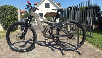 Focus JAM² SL 8.7 2023 2023 Mountainbike de segunda mano, Gris claro — imagen 1 de 5