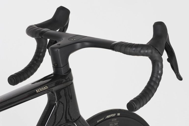 Käytetty Canyon Aeroad CFR AXS 2026 2026 Road & Gravel — kuva 6 / 7