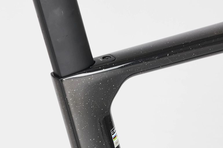 Käytetty Canyon Aeroad CFR AXS 2026 2026 Road & Gravel — kuva 7 / 7