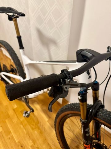 Brugt Scott Spark RC Team Issue 2024 2024 Mountainbike — billede 4 af 6