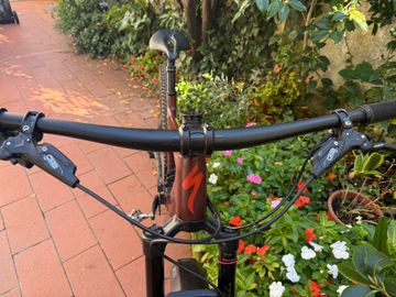 Used Specialized Epic EVO Expert 2023 2023 Mountainbike, Purple — image 5 of 9