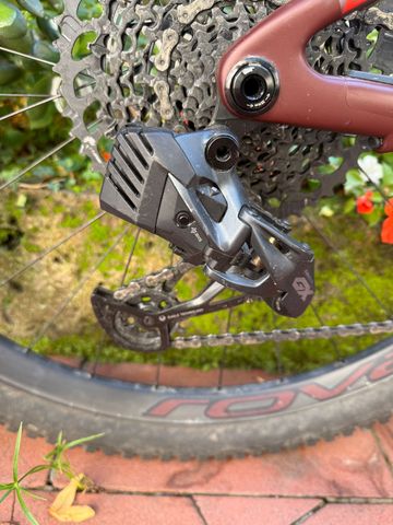 Used Specialized Epic EVO Expert 2023 2023 Mountainbike, Purple — image 3 of 9