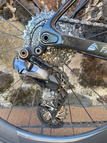 Used Factor Ostro Shimano Ultegra 2023 Road & Gravel, Black — image 5 of 5