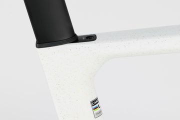 Canyon Aeroad CFR Di2 2026 2026 Road & Gravel d'occasion — image 7 sur 8