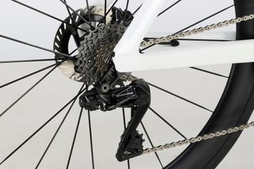 Canyon Aeroad CFR Di2 2026 2026 Road & Gravel d'occasion — image 5 sur 8